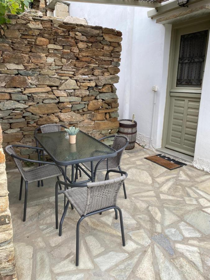 Amnia Apartment Agios Romanos Exterior foto
