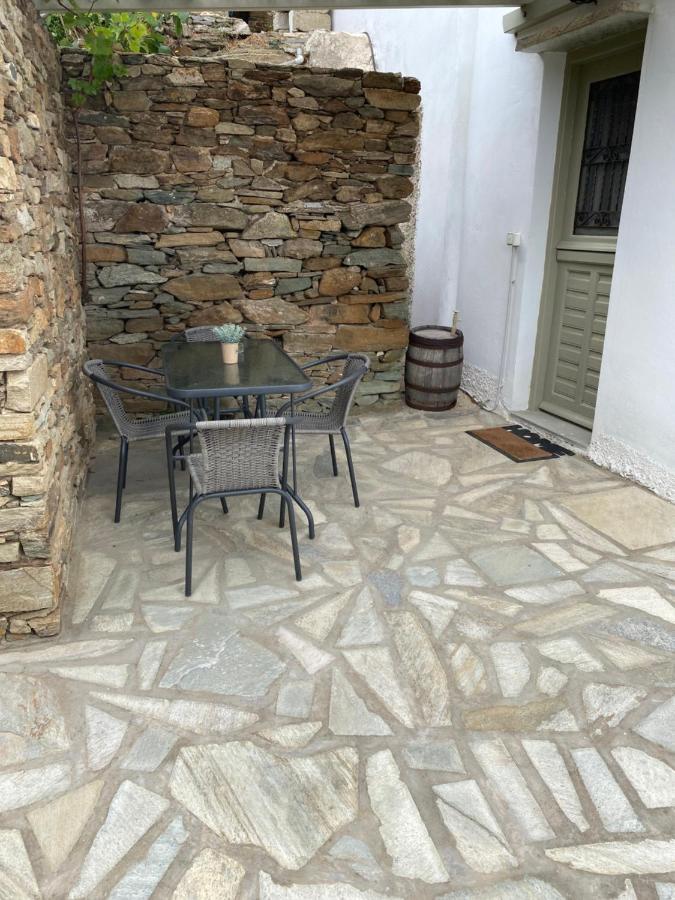 Amnia Apartment Agios Romanos Exterior foto